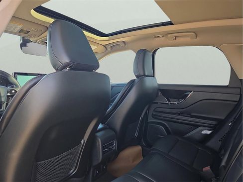 New 2026 Lincoln Corsair Reserve image 10