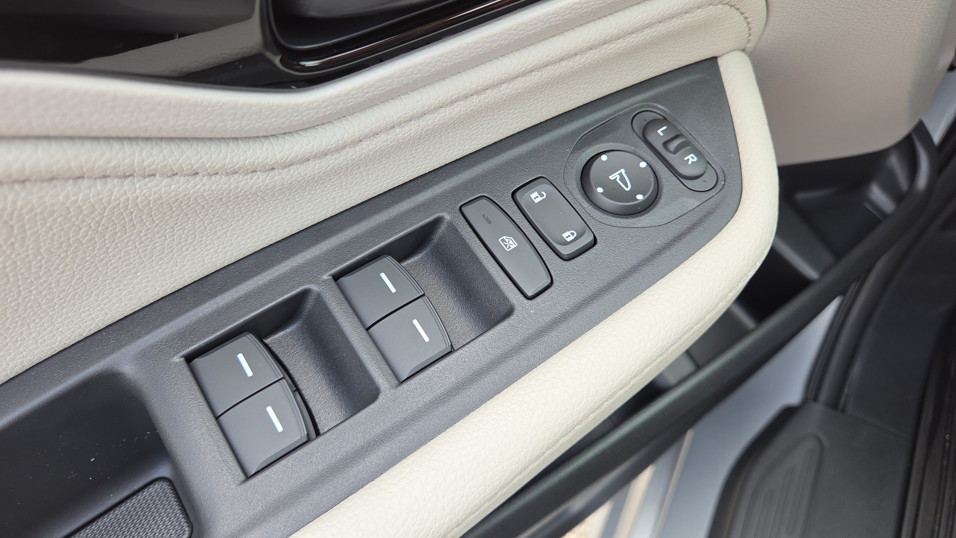 Used 2026 Honda Odyssey Touring image 35