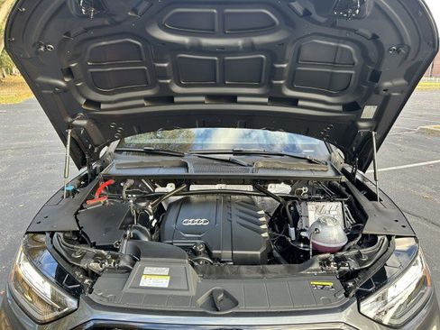 Certified 2025 Audi Q5 2.0T Premium Plus w/ Premium Plus Package image 33