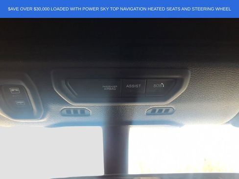 Used 2023 Jeep Wrangler Unlimited w/ Sun & Screen Package image 28