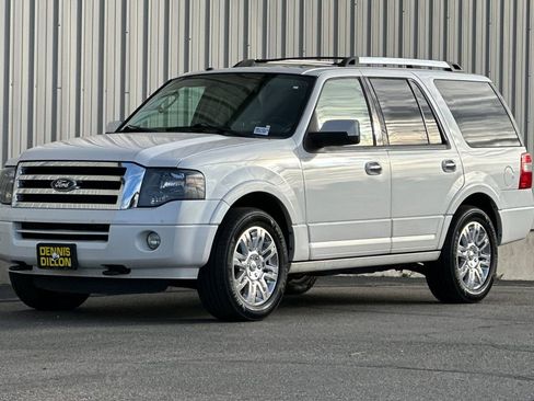 Used 2013 Ford Expedition Limited RWD image 8