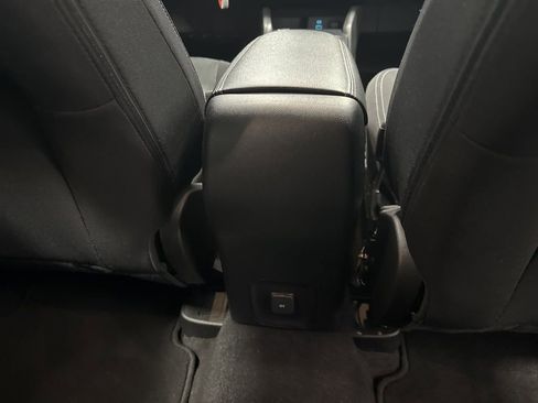 Used 2023 Ford Escape AWD image 50