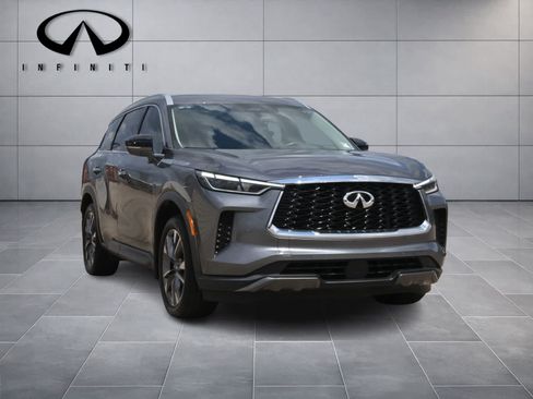Used 2022 INFINITI QX60 Luxe w/ Cargo Package FWD image 3