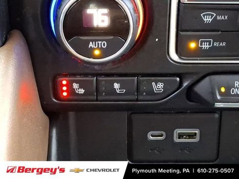 Used 2021 Chevrolet Tahoe High Country w/ Premium Package image 27