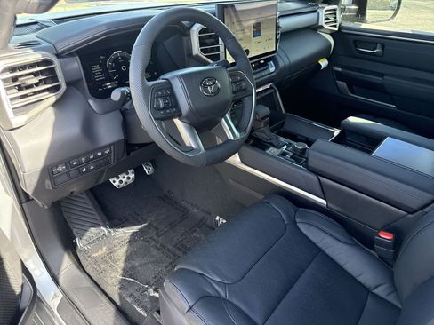 Used 2026 Toyota Tundra Platinum w/ TRD Off-Road Package AWD/4WD image 16