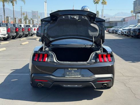 Used 2024 Ford Mustang GT Premium RWD image 9