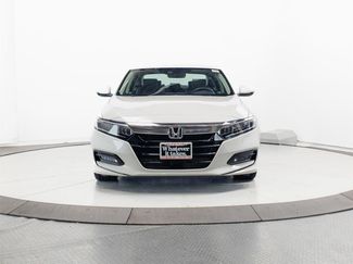 Used 2018 Honda Accord Touring video 2