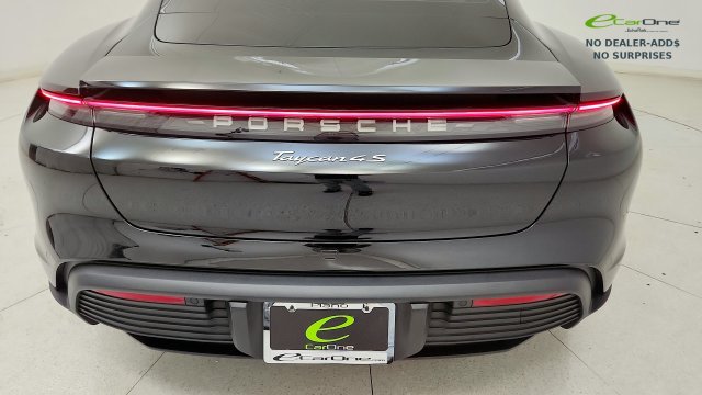 Used 2024 Porsche Taycan 4S w/ Premium Package AWD/4WD image 28