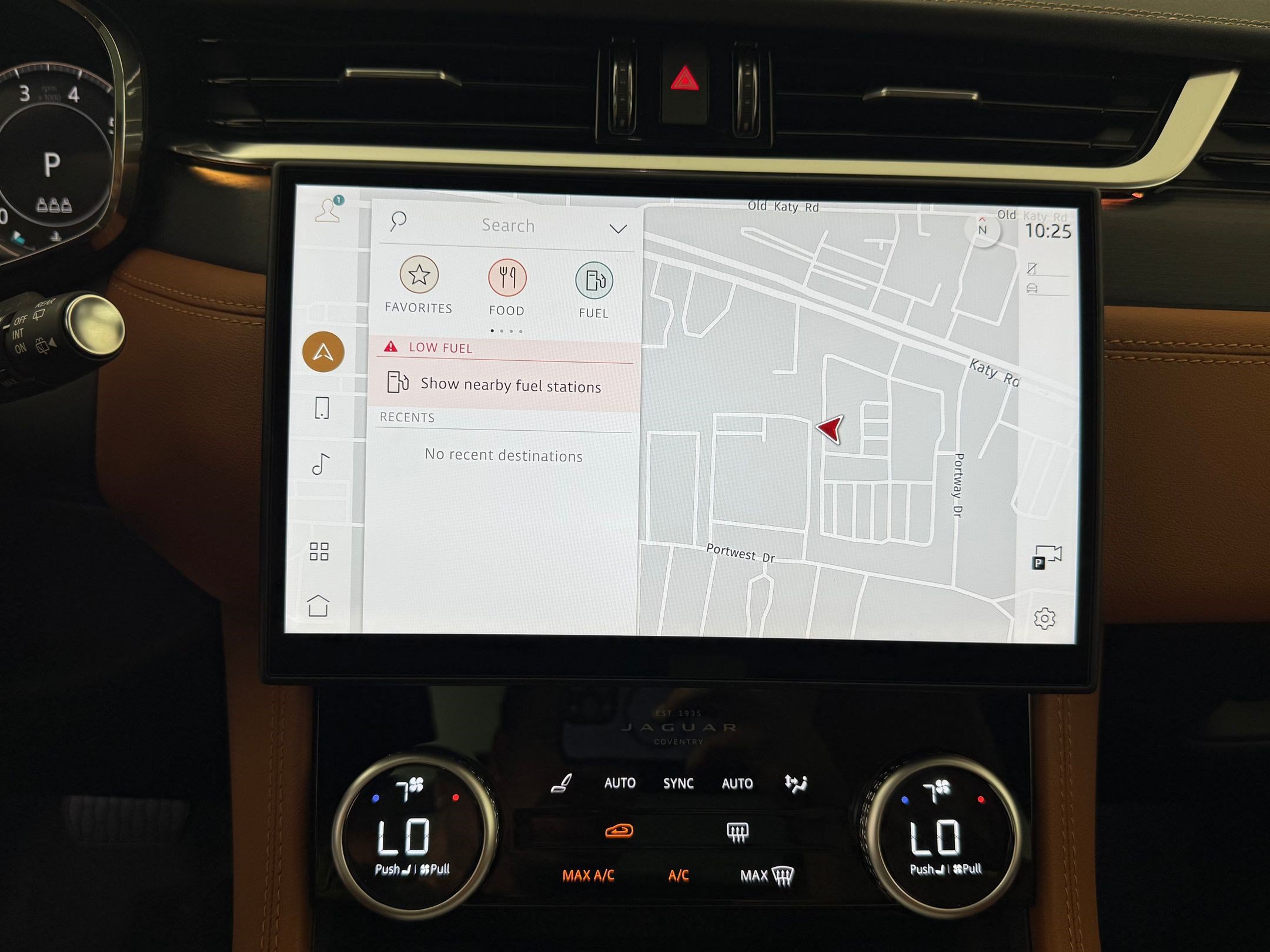 New 2026 Jaguar F-PACE R-Dynamic S AWD/4WD image 17
