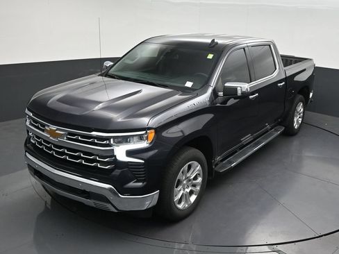 Used 2023 Chevrolet Silverado 1500 LTZ RWD image 15