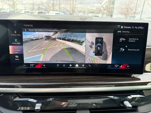 Used 2025 BMW X5 xDrive40i w/ Premium Package image 30