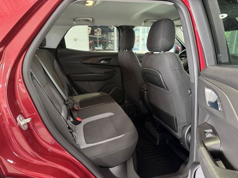 Used 2021 Chevrolet TrailBlazer LT w/ Driver Confidence Package FWD image 13