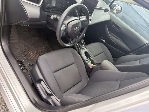 Used 2024 Toyota Corolla LE FWD image 6