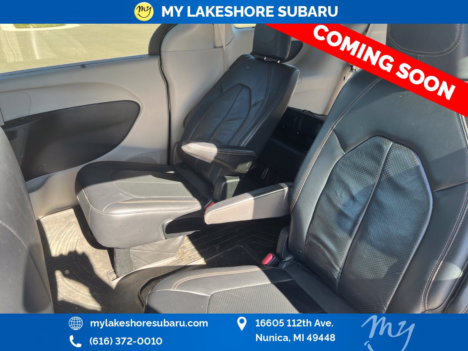 Used 2018 Chrysler Pacifica Touring-L FWD image 14