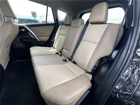 Used 2015 Toyota RAV4 Limited AWD/4WD image 17