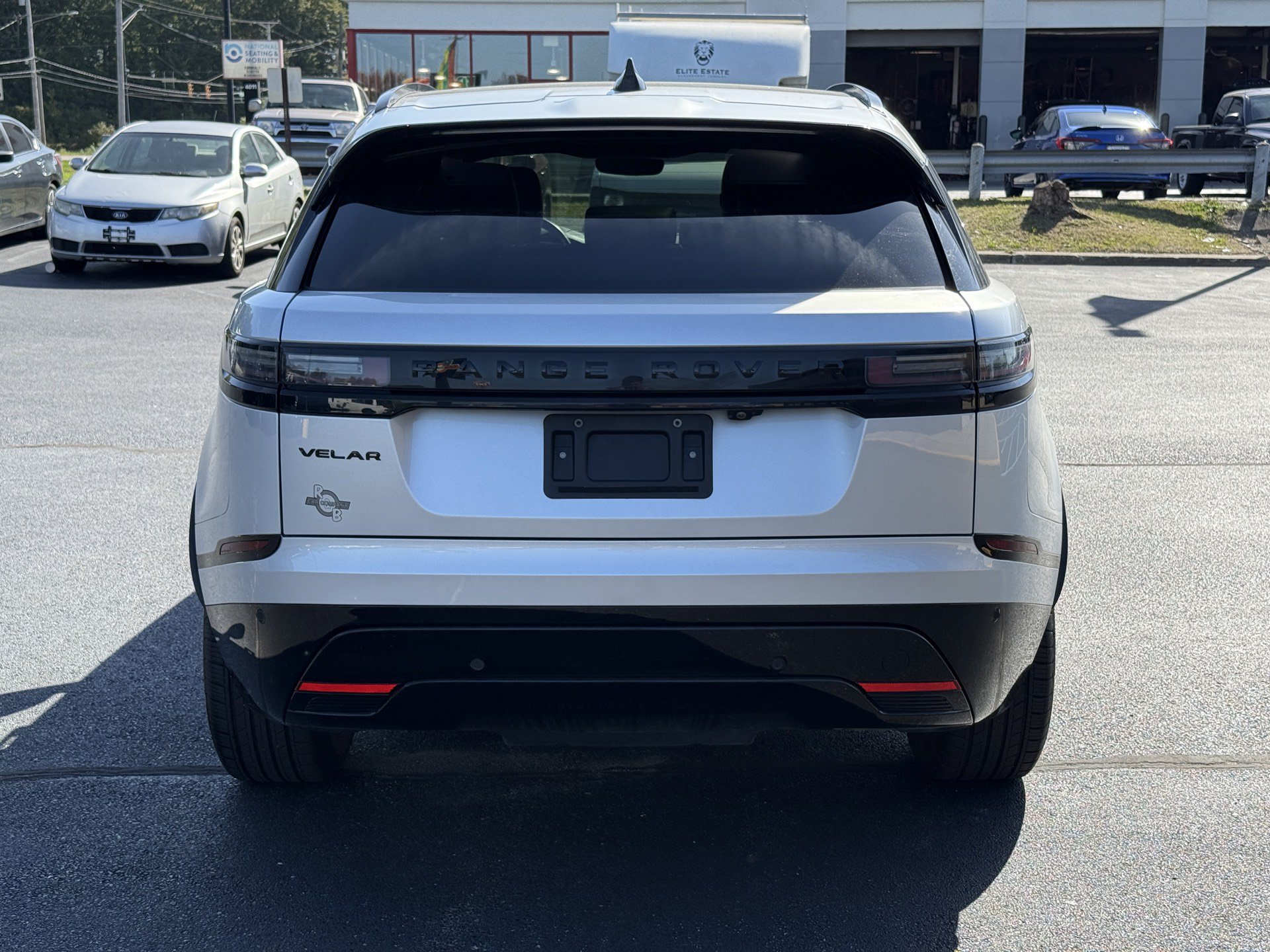Used 2025 Land Rover Range Rover Velar Dynamic SE AWD/4WD image 7