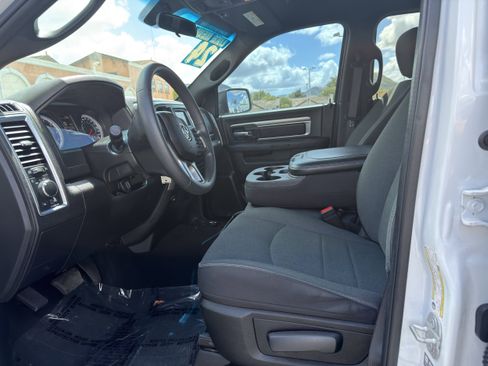 Used 2024 RAM 1500 Warlock AWD/4WD image 21