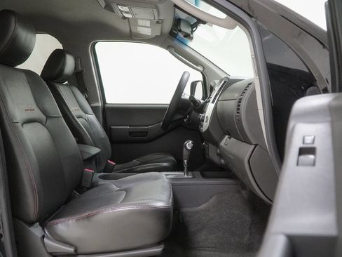Used 2012 Nissan Xterra PRO-4X w/ Pro-4x Leather Pkg AWD/4WD image 33
