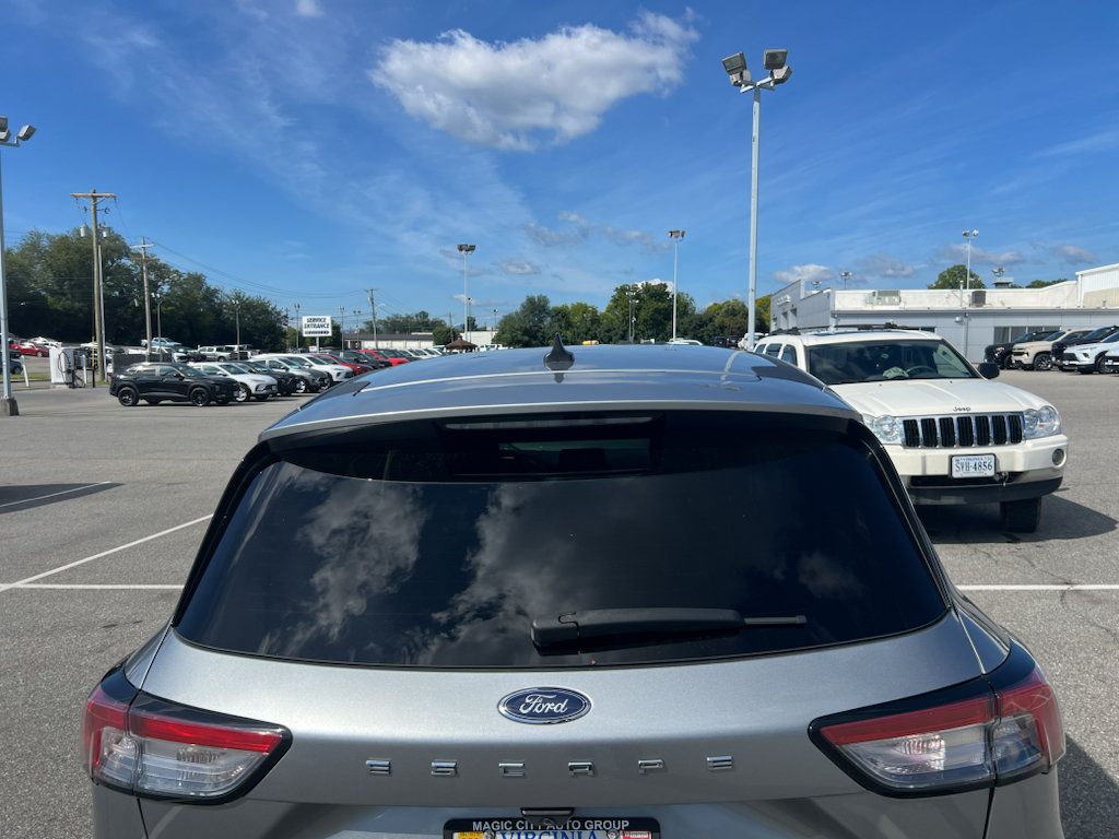 Used 2021 Ford Escape SE w/ Convenience Package AWD/4WD image 11