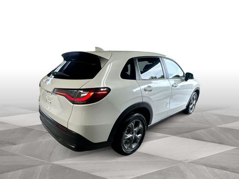 Used 2026 Honda HR-V LX image 8
