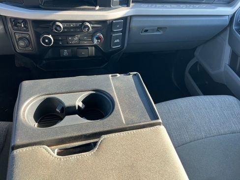 Used 2024 Ford F350 XLT image 32