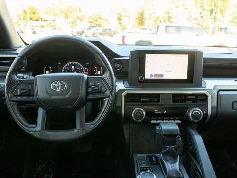 Certified 2024 Toyota Tacoma SR5 AWD/4WD image 25