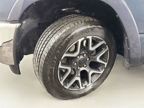 Used 2026 RAM 1500 Laramie AWD/4WD image 37