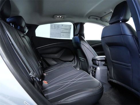 Certified 2021 Ford Mustang Mach-E Select w/ Comfort/Technology Package image 12