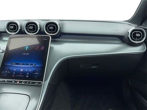 Used 2024 Mercedes-Benz C 300 Sedan image 19