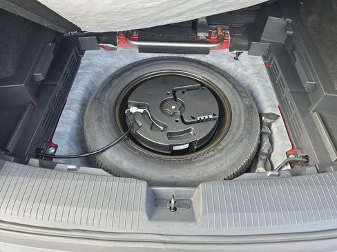 Used 2022 Nissan Rogue SV w/ SV Premium Package image 48