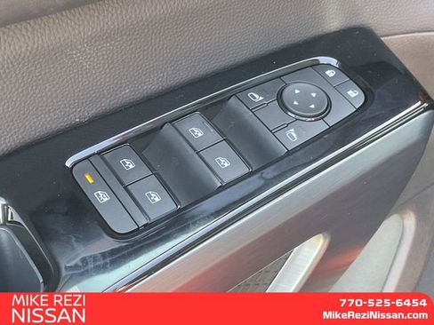New 2026 Nissan Pathfinder SL w/ SL Premium Package AWD/4WD image 14