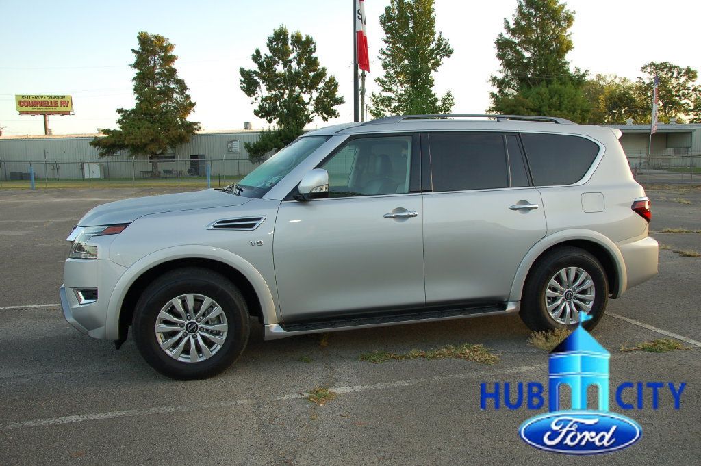 Used 2021 Nissan Armada SV AWD/4WD image 2