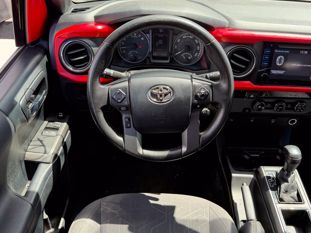 Used 2016 Toyota Tacoma TRD Sport w/ Towing Package RWD image 9