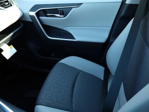 New 2025 Toyota RAV4 XLE image 12