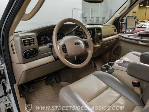 Used 2004 Ford Excursion Eddie Bauer AWD/4WD image 4