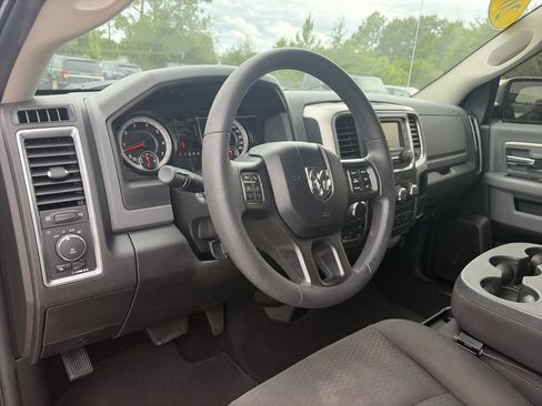 Used 2019 RAM 1500 Warlock AWD/4WD image 10
