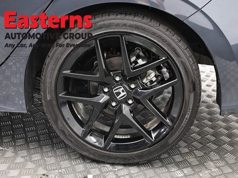 Used 2025 Honda Civic Sport image 32