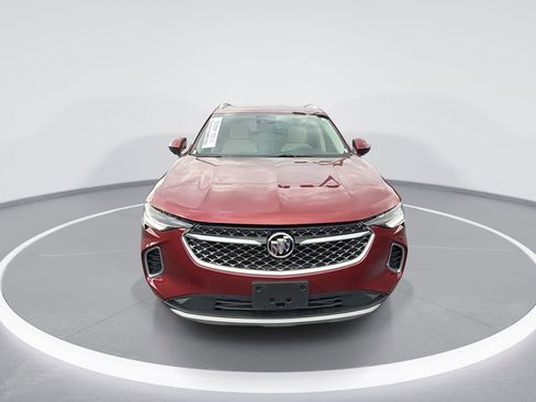 Used 2023 Buick Envision Avenir image 3