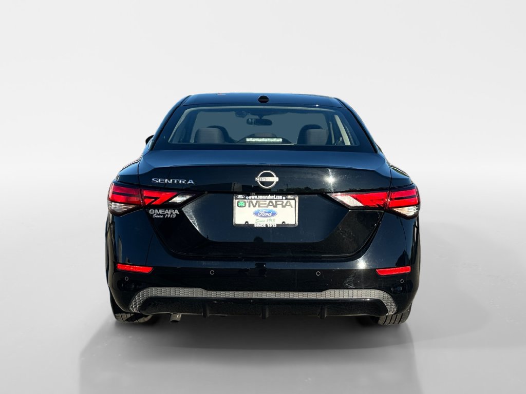 Used 2025 Nissan Sentra SV FWD image 4