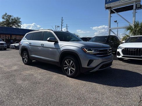 Used 2021 Volkswagen Atlas SE image 1