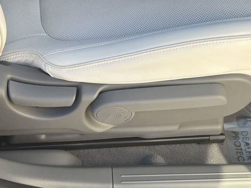 Used 2023 Hyundai Ioniq 5 SEL image 41