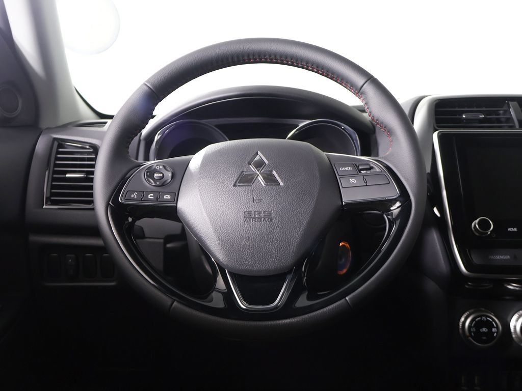 New 2027 Mitsubishi Outlander Sport LE AWD/4WD image 32