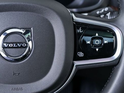 Certified 2025 Volvo V60 B5 Cross Country Plus image 12