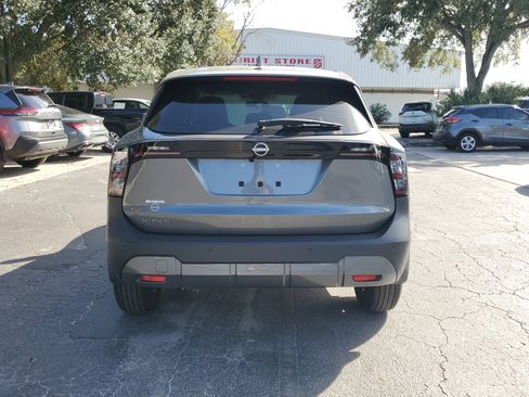 Certified 2025 Nissan Kicks S image 6