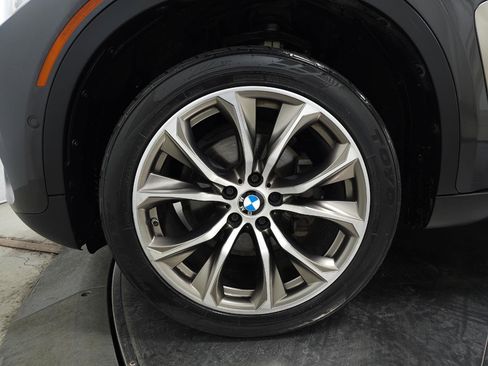 Used 2019 BMW X6 xDrive35i AWD/4WD image 3