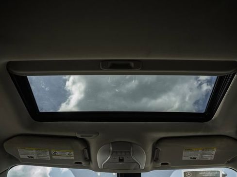 Used 2018 INFINITI QX60 Luxe w/ Premium Plus Package AWD/4WD image 32