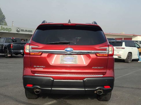 Used 2024 Subaru Ascent Premium w/ Convenience Package image 13