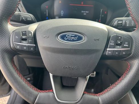 Used 2024 Ford Escape ST-Line w/ Tech Pack #1 AWD/4WD image 17