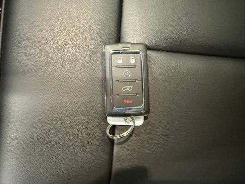 New 2025 Jeep Grand Cherokee Limited w/ Trailer Tow Package image 25