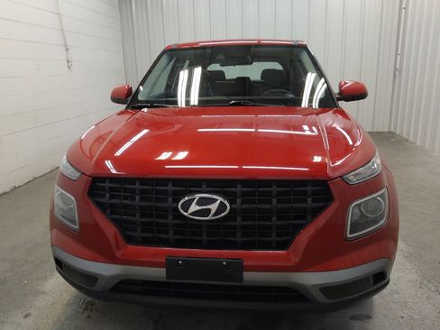 Used 2021 Hyundai Venue SE FWD image 15